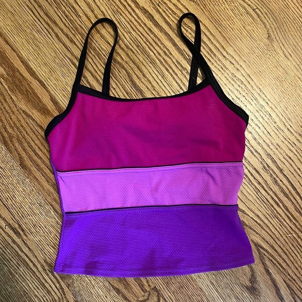 Vintage color block bathing suit top with built in cups size XS